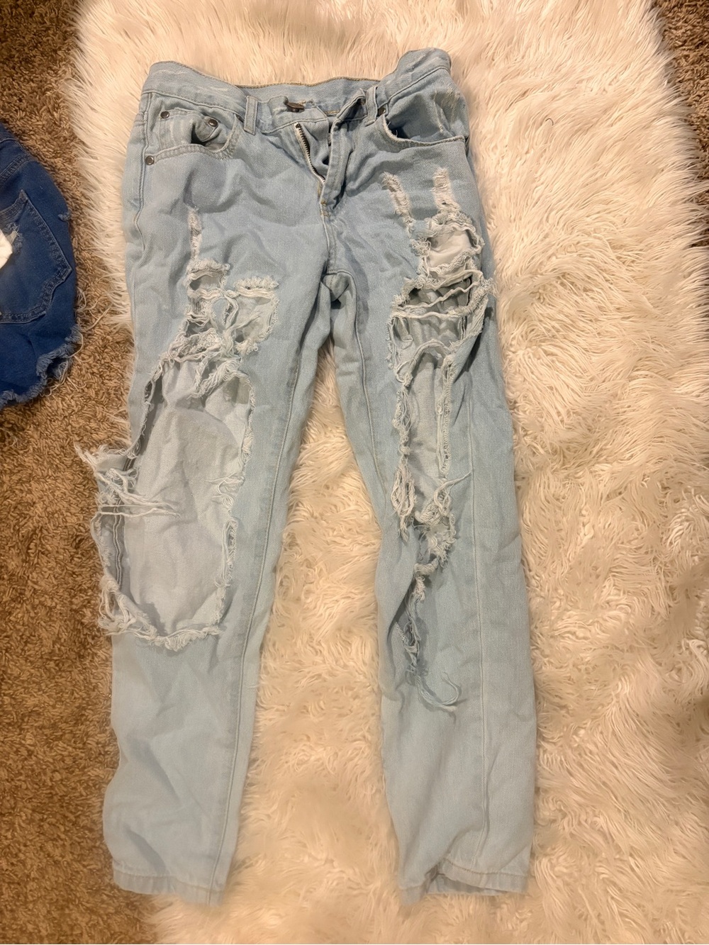 Light Blue Distressed Women’s Jeans